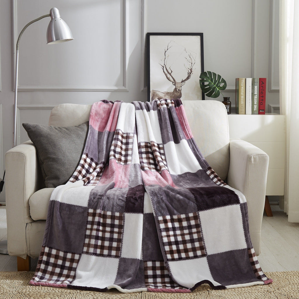 Cozy Mauve Farmhouse Plaid Fleece Blanket